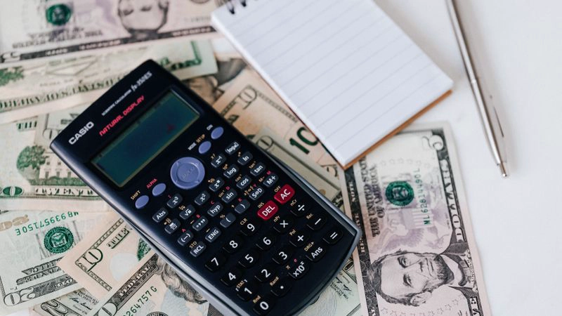 Spreadsheet calculating cost per article for Seonix pricing planning